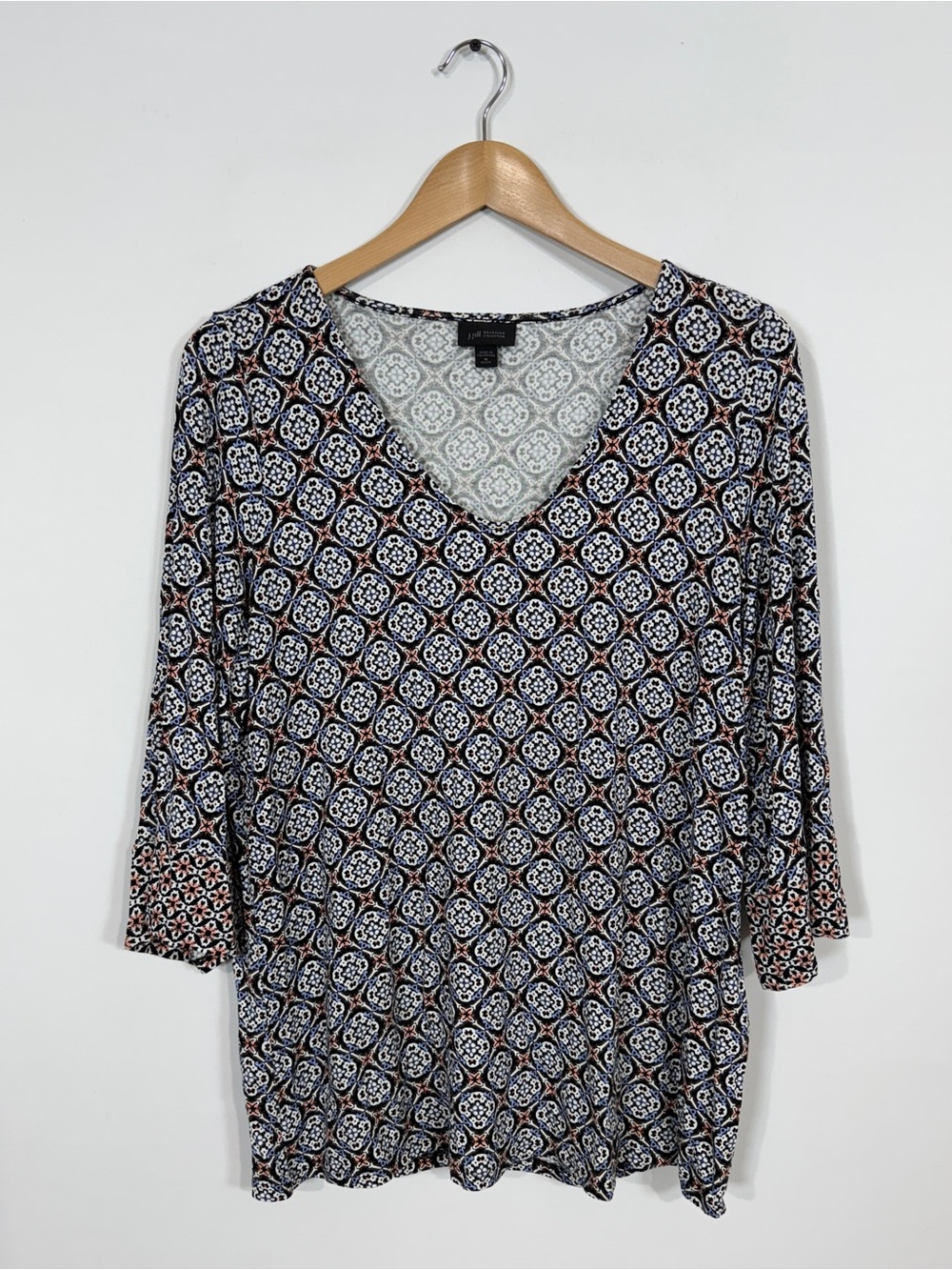 WSH138 {J. Jill} "Wearever Collection" Petite Short Sleeve V-Neck Shirt Top
